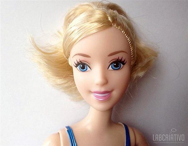 boneca Cinderela com maquiagem