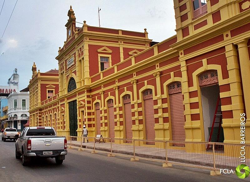 O Mercado Municipal Adolpho Lisboa é um dos mais importantes centros de comercialização de produtos regionais.