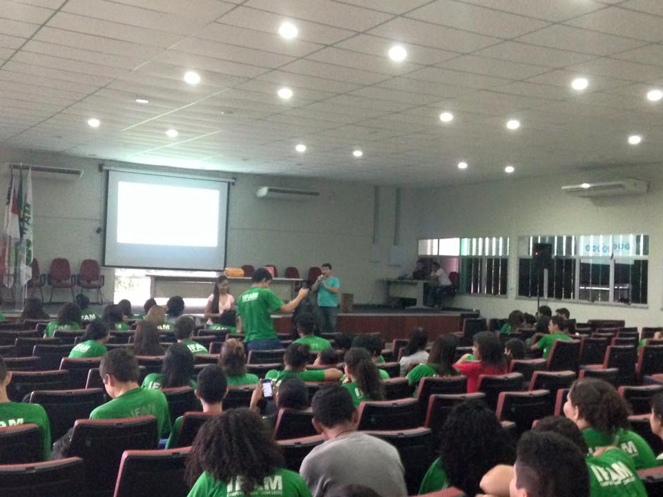 Palestra Marcus Pessoa na 1ª edição do BiblioArt sobre Redes Sociais no Amazonas